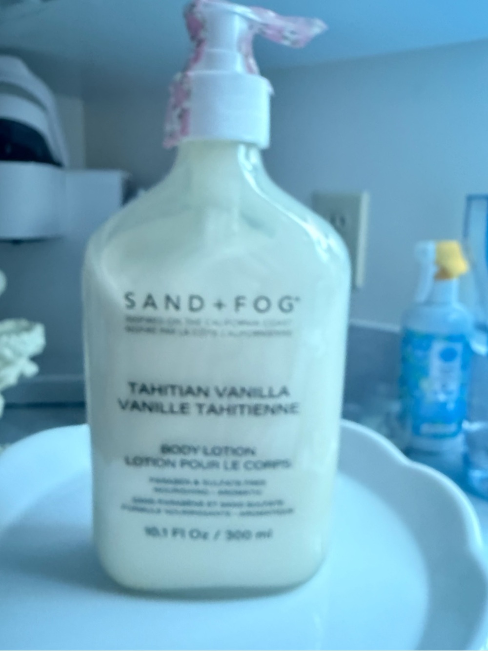 SAND + FOG Tahitian Vanilla Body Lotion — Cream